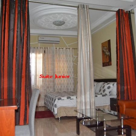 Green Lodge Kinshasa Luaran gambar