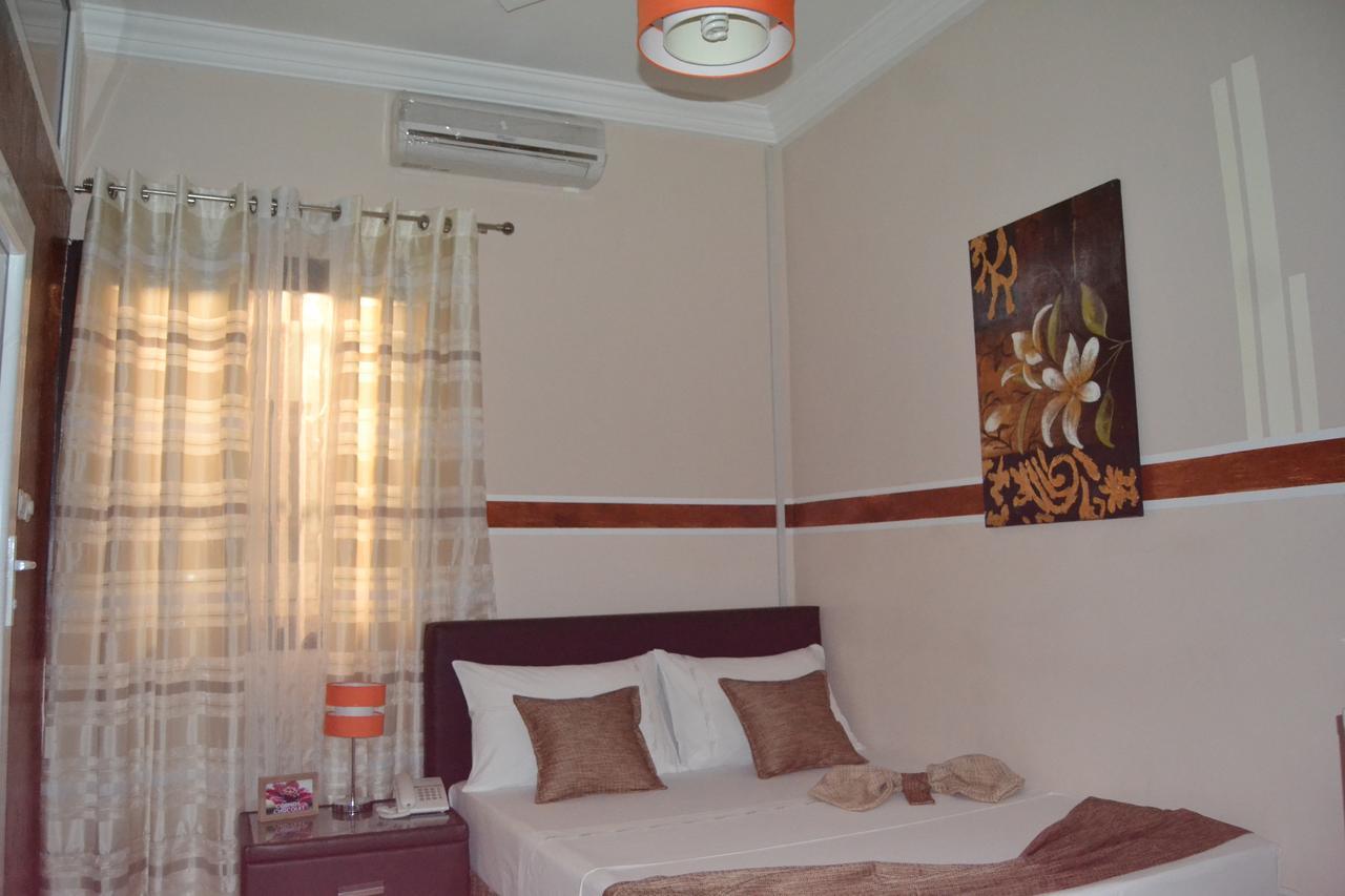 Green Lodge Kinshasa Luaran gambar